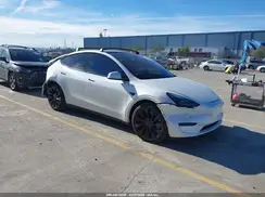 7SAYGDEF5PF738944 2023 TESLA MODEL Y