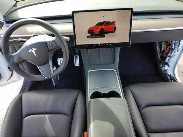 7SAYGDEF5PF763021 2023 TESLA MODEL Y - Image 8