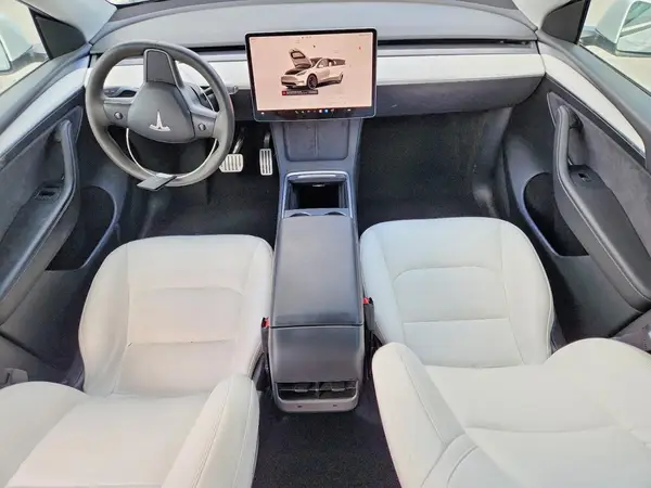 7SAYGDEF5PF772432 2023 TESLA MODEL Y - Image 8