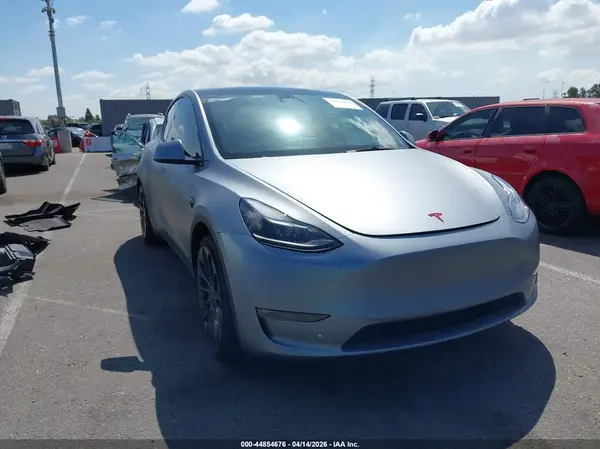 7SAYGDEF5PF774634 2023 TESLA MODEL Y - Image 1
