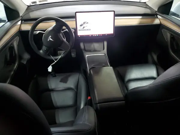 7SAYGDEF5PF776061 2023 TESLA MODEL Y - Image 8