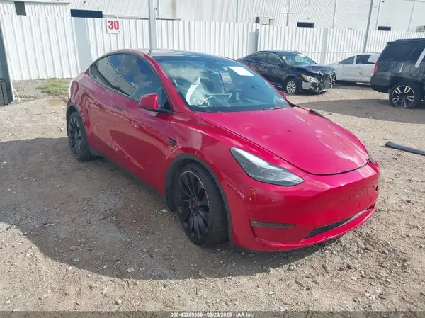 7SAYGDEF5PF786749 2023 TESLA MODEL Y - Image 1