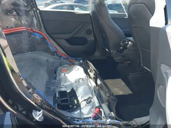 7SAYGDEF5PF793197 2023 TESLA MODEL Y - Image 8