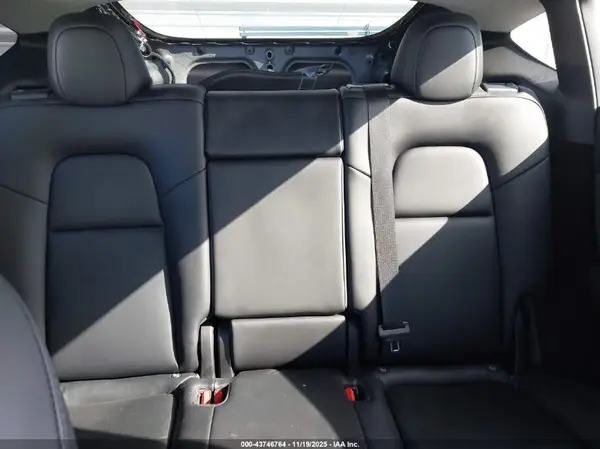 7SAYGDEF5PF795077 2023 TESLA MODEL Y - Image 8