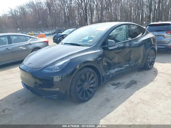 7SAYGDEF5PF795483 2023 TESLA MODEL Y - Image 2