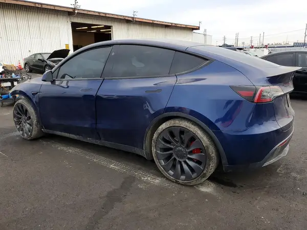 7SAYGDEF5PF802240 2023 TESLA MODEL Y - Image 2