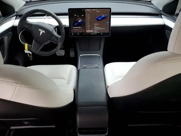 7SAYGDEF5PF802240 2023 TESLA MODEL Y - Image 8