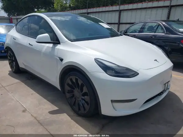 7SAYGDEF5PF806868 2023 TESLA MODEL Y - Image 1