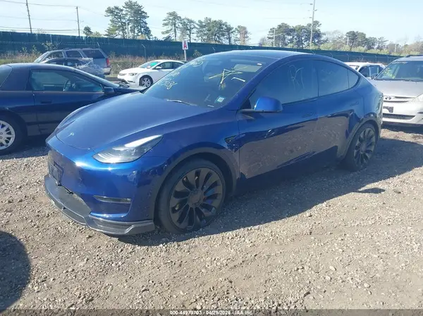 7SAYGDEF5PF807681 2023 TESLA MODEL Y - Image 2