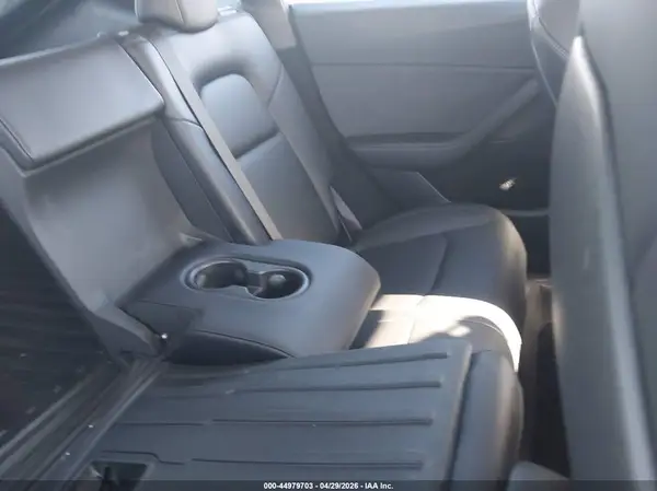 7SAYGDEF5PF807681 2023 TESLA MODEL Y - Image 8