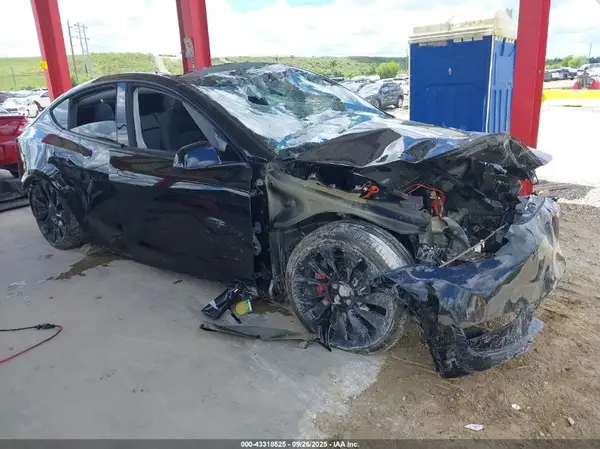 7SAYGDEF5PF807759 2023 TESLA MODEL Y - Image 1