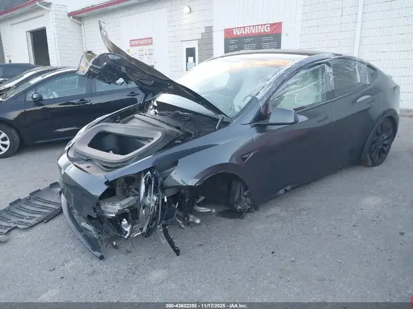 7SAYGDEF5PF842687 2023 TESLA MODEL Y - Image 2