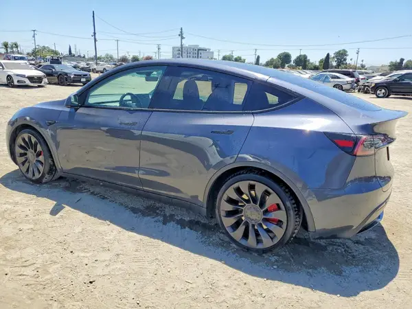 7SAYGDEF5PF846805 2023 TESLA MODEL Y - Image 2
