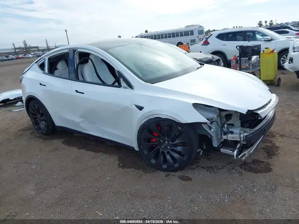 7SAYGDEF5PF850093 2023 TESLA MODEL Y - Image 1