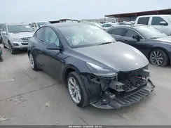 7SAYGDEF5PF863555 2023 TESLA MODEL Y