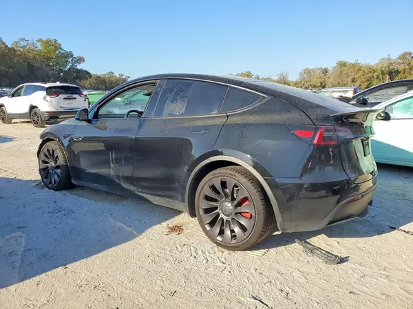 7SAYGDEF5PF871929 2023 TESLA MODEL Y - Image 2