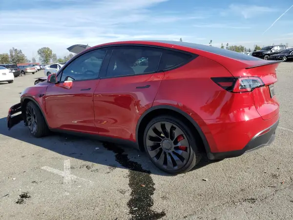 7SAYGDEF5PF876757 2023 TESLA MODEL Y - Image 2
