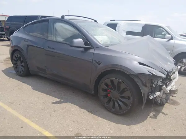 7SAYGDEF5PF880338 2023 TESLA MODEL Y - Image 1