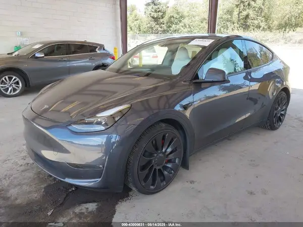 7SAYGDEF5PF884650 2023 TESLA MODEL Y - Image 2