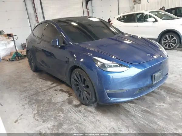 7SAYGDEF5PF899259 2023 TESLA MODEL Y - Image 1