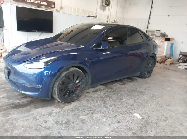 7SAYGDEF5PF899259 2023 TESLA MODEL Y - Image 2