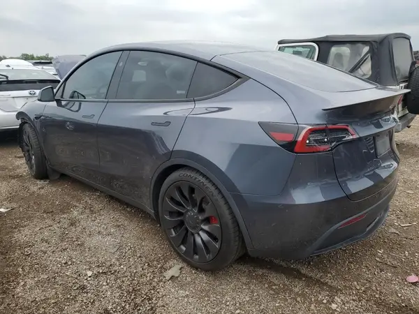 7SAYGDEF5PF908834 2023 TESLA MODEL Y - Image 2