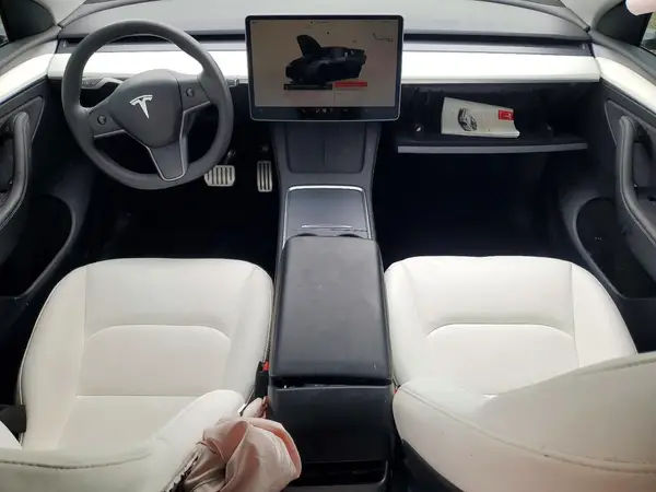 7SAYGDEF5PF909465 2023 TESLA MODEL Y - Image 8