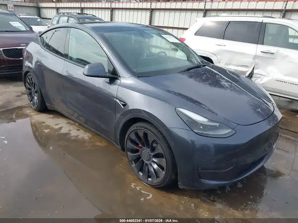 7SAYGDEF5PF919512 2023 TESLA MODEL Y - Image 1