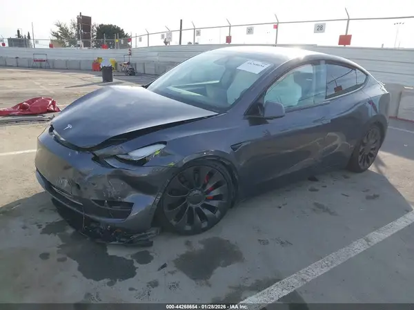 7SAYGDEF5PF922006 2023 TESLA MODEL Y - Image 2