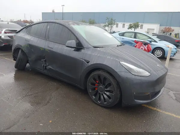 7SAYGDEF5PF947682 2023 TESLA MODEL Y - Image 1
