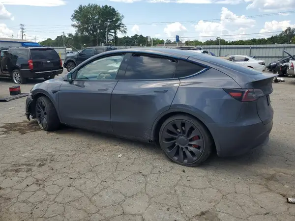 7SAYGDEF5PF967706 2023 TESLA MODEL Y - Image 2