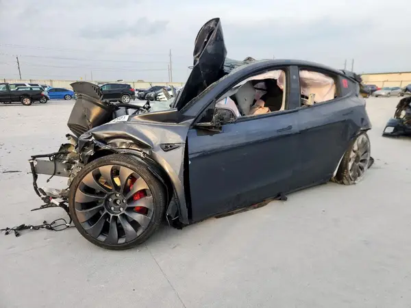 7SAYGDEF5RA280659 2024 TESLA MODEL Y - Image 1