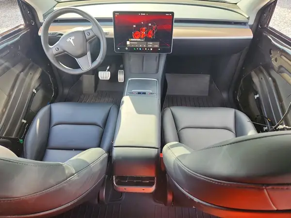 7SAYGDEF5RA282217 2024 TESLA MODEL Y - Image 8