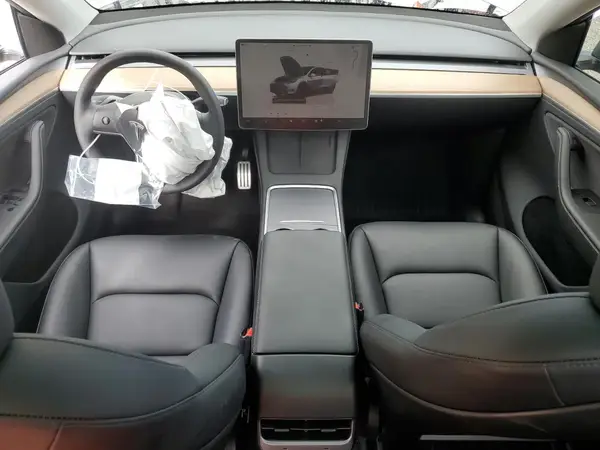 7SAYGDEF5RA282220 2024 TESLA MODEL Y - Image 8