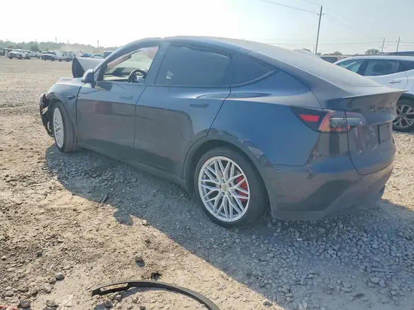7SAYGDEF5RA308377 2024 TESLA MODEL Y - Image 2