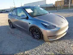 7SAYGDEF5RA312879 2024 TESLA MODEL Y