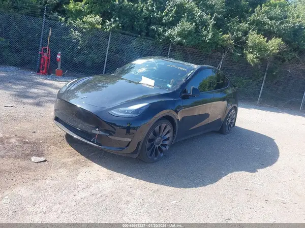 7SAYGDEF5RA331366 2024 TESLA MODEL Y - Image 2