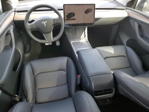 7SAYGDEF5RF036478 2024 TESLA MODEL Y - Image 8