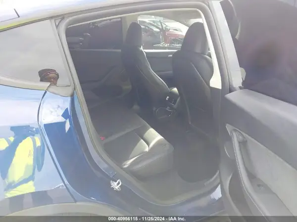 7SAYGDEF5RF047741 2024 TESLA MODEL Y - Image 8