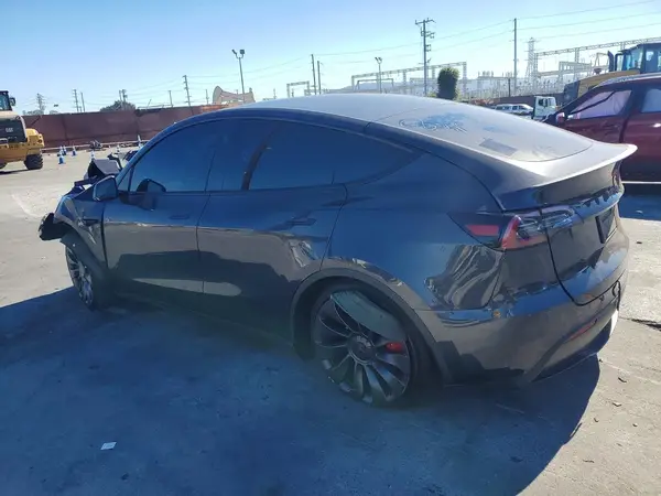 7SAYGDEF5RF050803 2024 TESLA MODEL Y - Image 2