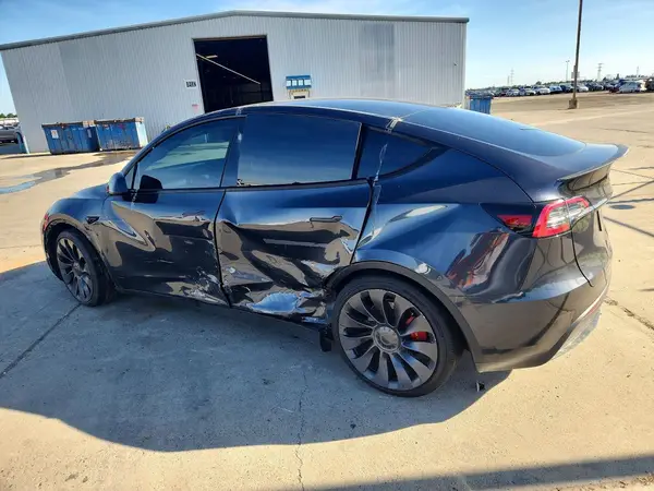 7SAYGDEF5RF061364 2024 TESLA MODEL Y - Image 2