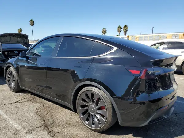 7SAYGDEF5RF064412 2024 TESLA MODEL Y - Image 2
