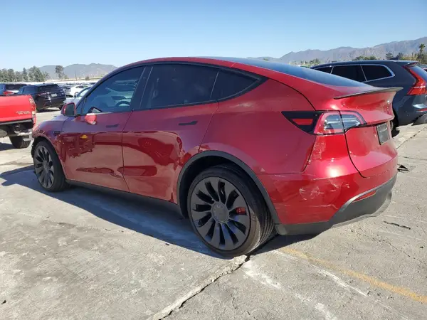 7SAYGDEF5RF085051 2024 TESLA MODEL Y - Image 2