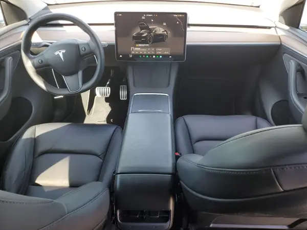 7SAYGDEF5RF085454 2024 TESLA MODEL Y - Image 8