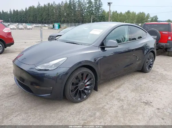 7SAYGDEF5RF094574 2024 TESLA MODEL Y - Image 2