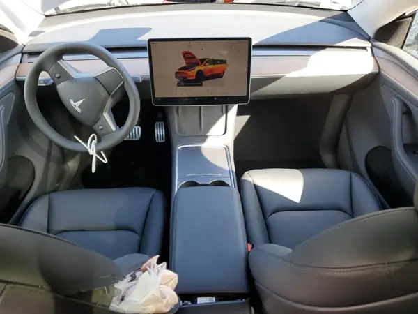 7SAYGDEF5SA338467 2025 TESLA MODEL Y - Image 8