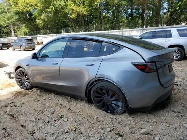 7SAYGDEF5SA340316 2025 TESLA MODEL Y - Image 2