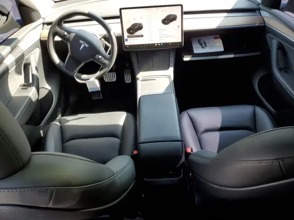 7SAYGDEF5SF271016 2025 TESLA MODEL Y - Image 8
