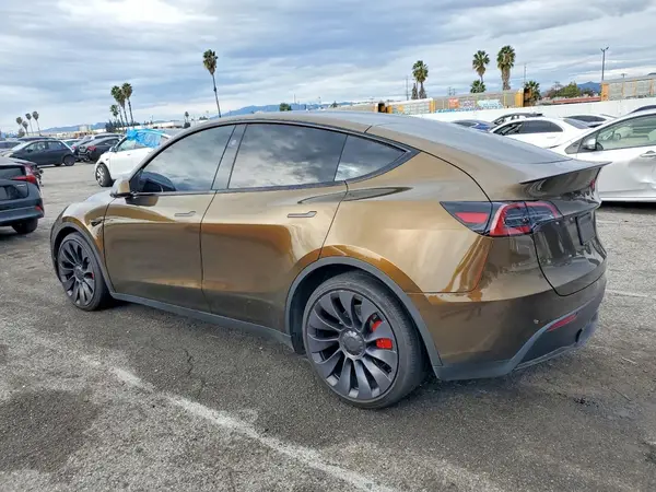 7SAYGDEF5SF303690 2025 TESLA MODEL Y - Image 2