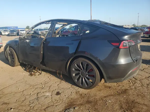 7SAYGDEF5SF309277 2025 TESLA MODEL Y - Image 2
